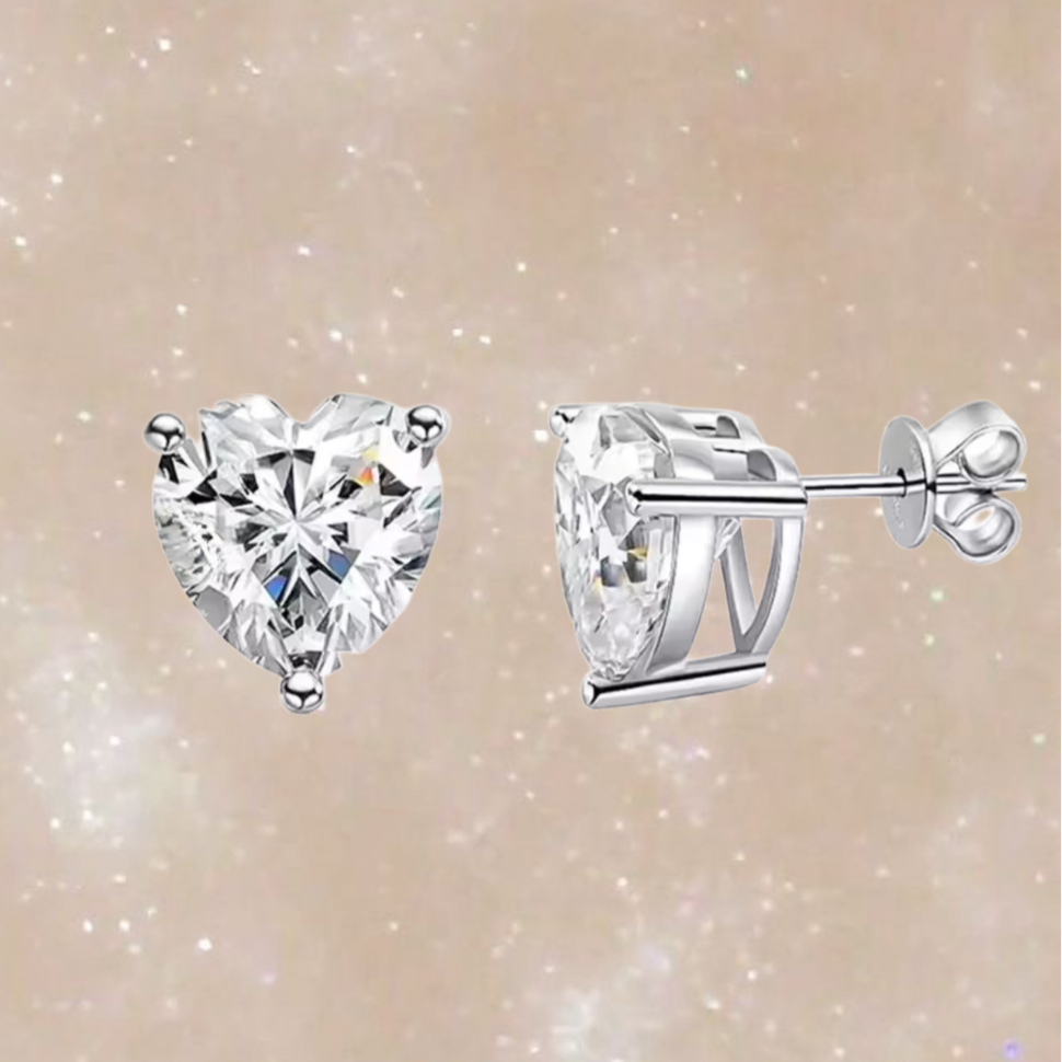Aretes Love de Moissanita
