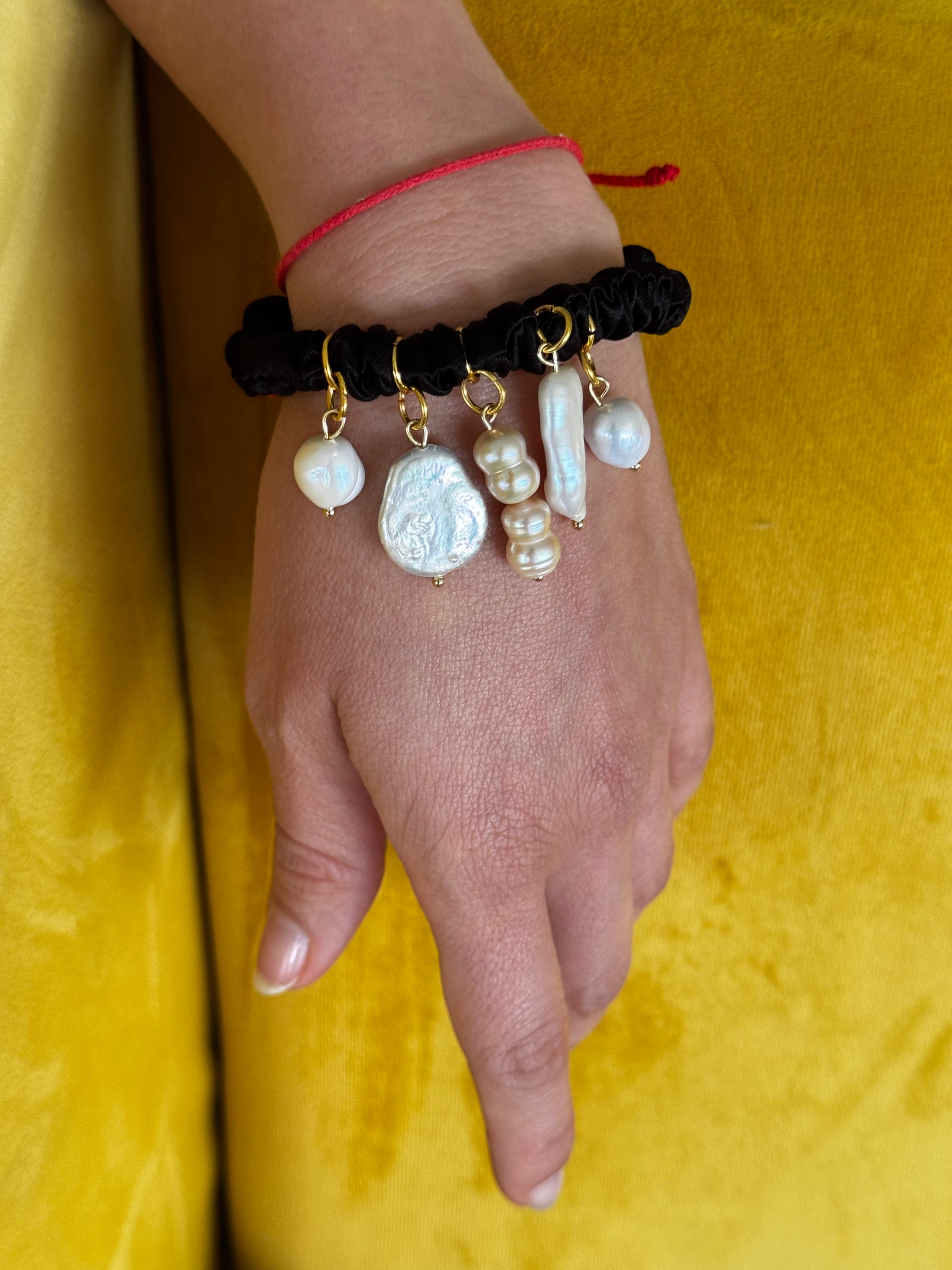 Magic Scrunchie · Negra